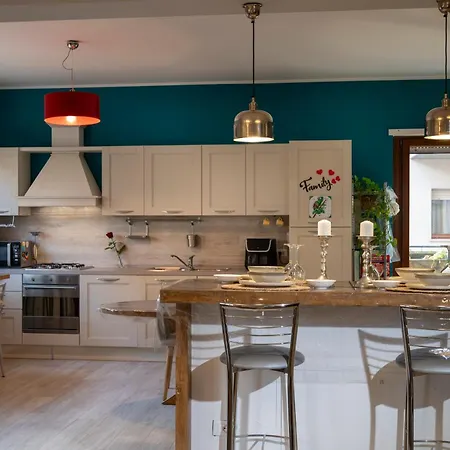 Annibel's & Friends Bed & Breakfast LʼAquila