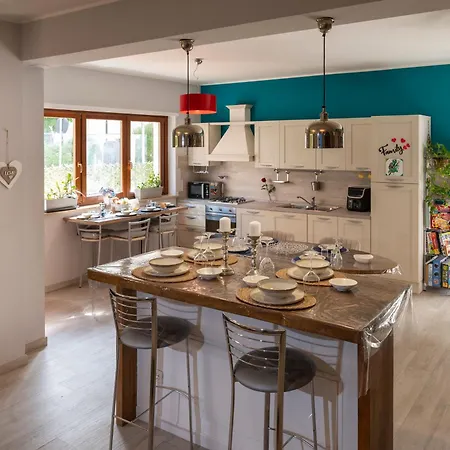 Annibel's & Friends Bed & Breakfast 3*