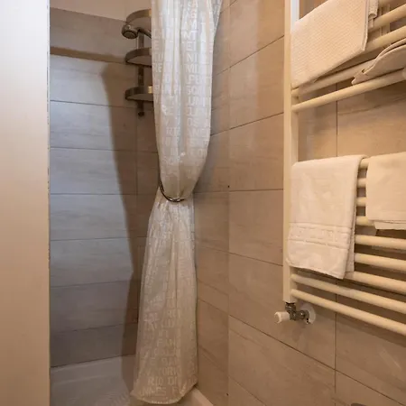 Annibel's & Friends Bed & Breakfast LʼAquila